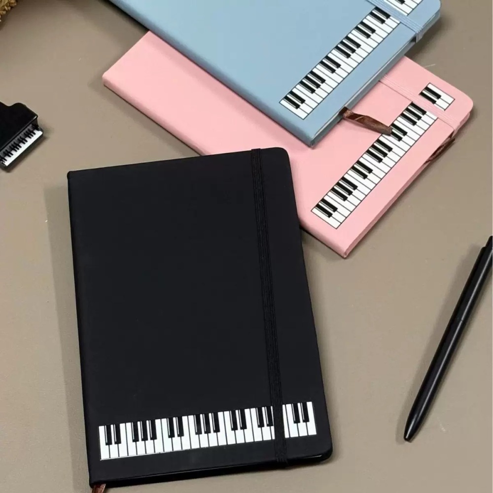 Blank Sheet Music Notebook - Carnet à thème musical, journal de
